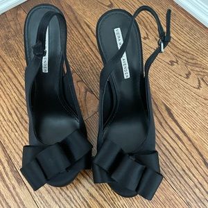 Vera Wang - black satin bow heels - 7